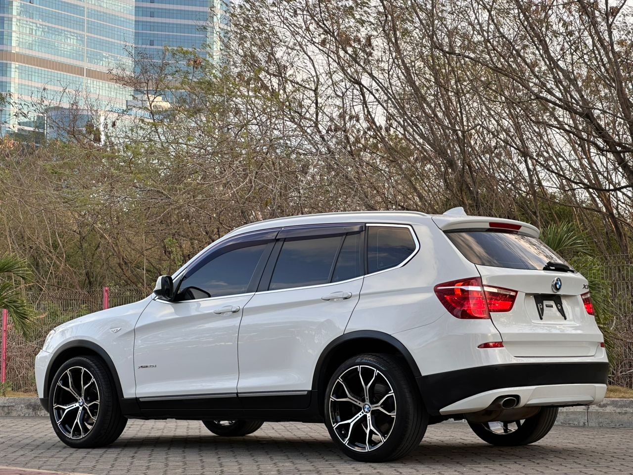 BMW X3 New thumbnail 9